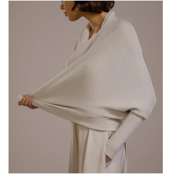 Jaki Women's Light Beige Asymmetric Draped Seamless Knitted Jumper Size S/M - Picture 9 of 10